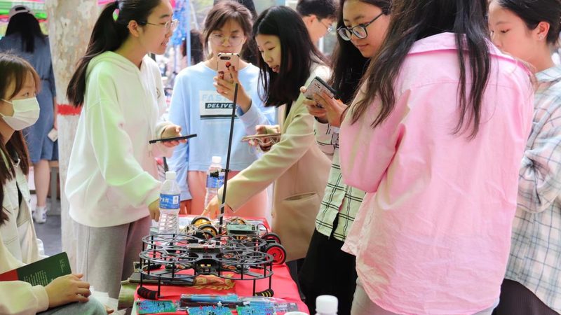 数据中台：构建企业数字化转型的核心枢纽